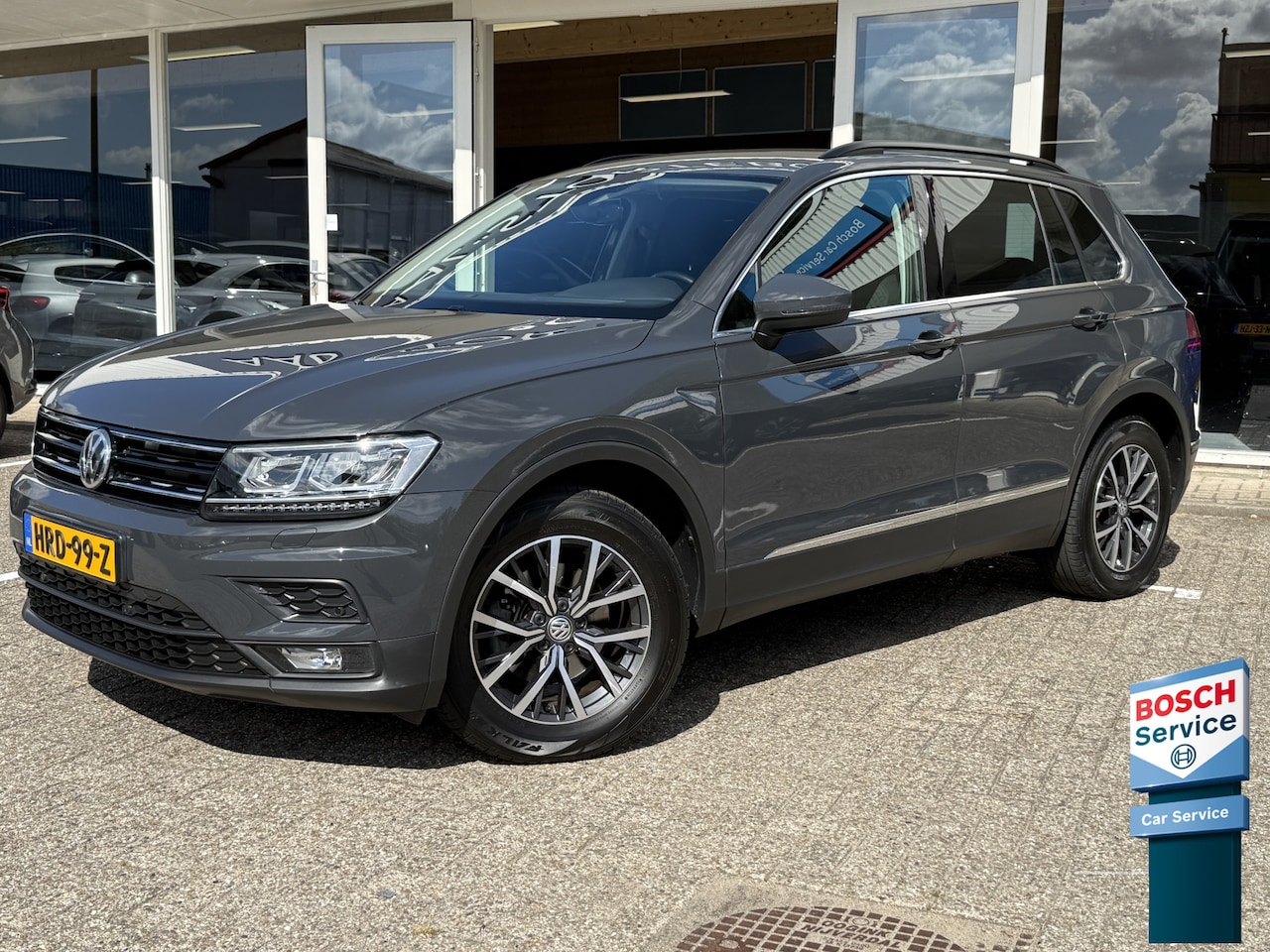 Volkswagen Tiguan - 1.4 TSI ACT Comfortline | Automaat | LED | Adapt. Cruise | Apple/Android | Stoelverwarming - AutoWereld.nl
