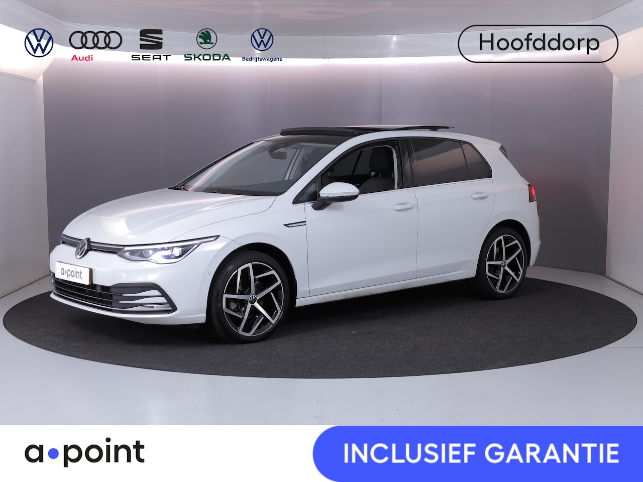Volkswagen Golf - 1.5 eTSI Style 50pk DSG| Pano-dak| Camera| 17'LM-velgen| Voorstoelen verwarmd en massage - AutoWereld.nl