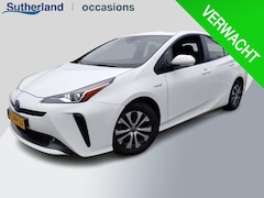 Toyota Prius - 1.8 Dynamic Hybrid | Trekhaak | Stoelverwarming | Navigatie | Cruise Control | Climate Con