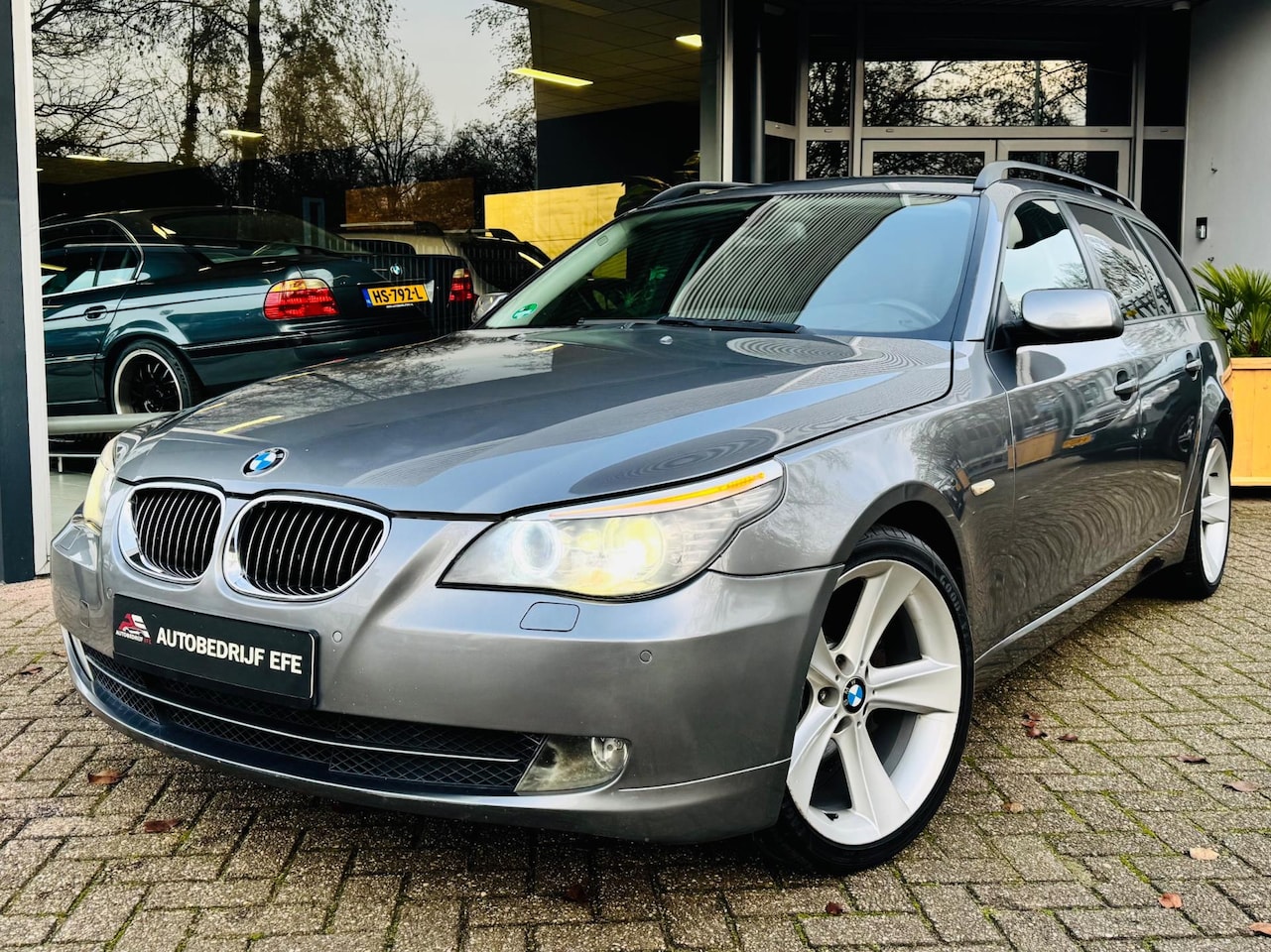 BMW 5-serie Touring - 523i Automaat*Xenon*Sportvelgen - AutoWereld.nl