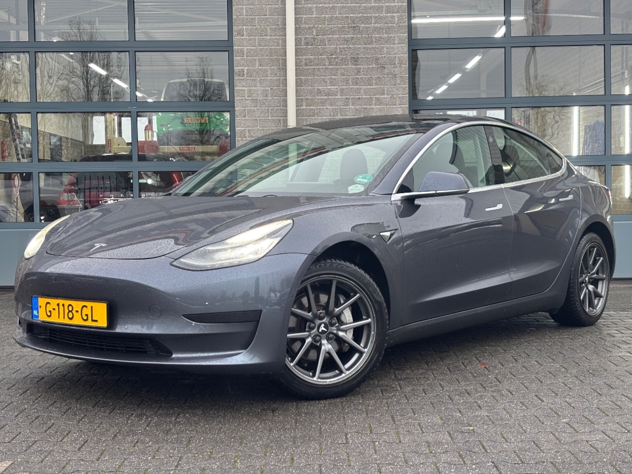 Tesla Model 3 - Standard RWD Plus 60 kWh - AutoWereld.nl