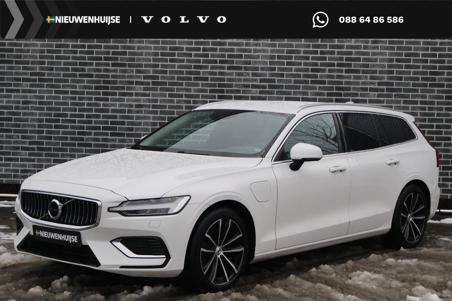 Volvo V60 - 2.0 T6 Recharge AWD Business Pro 2.0 T6 Recharge AWD Business Pro - AutoWereld.nl