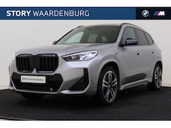 BMW X1 - xDrive25e M Sport / Panoramadak / Trekhaak / Sportstoelen / Achteruitrijcamera / M Adaptie