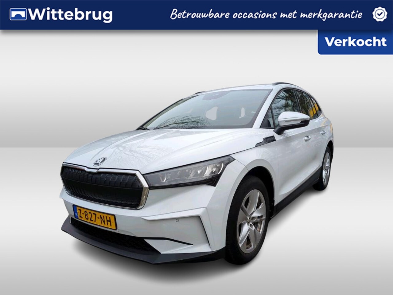 Skoda Enyaq iV - 60 Selection / Navigatie / Camera / Parkeersensoren V+A / Half leer / Lichtmetaal 19 inch - AutoWereld.nl