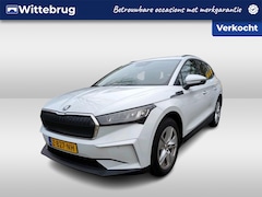 Skoda Enyaq iV - 60 Selection / Navigatie / Camera / Parkeersensoren V+A / Half leer / Lichtmetaal 19 inch