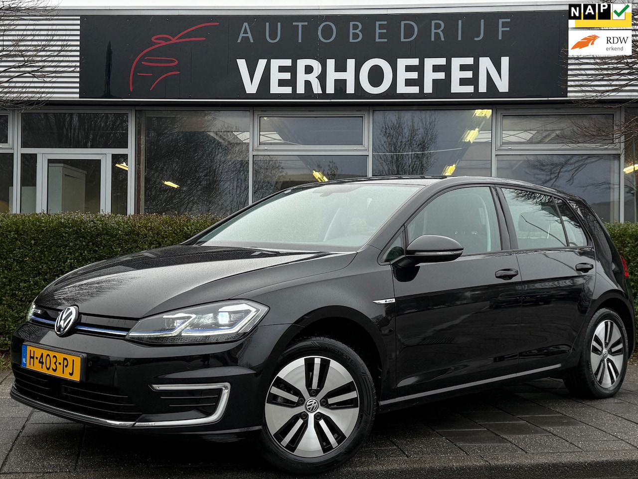 Volkswagen e-Golf - E-DITION - ADAPTIVE CRUISE - APPLE CARPLAY - AUTOMAAT - ORG NL - NAP - PARK HULP ! - AutoWereld.nl