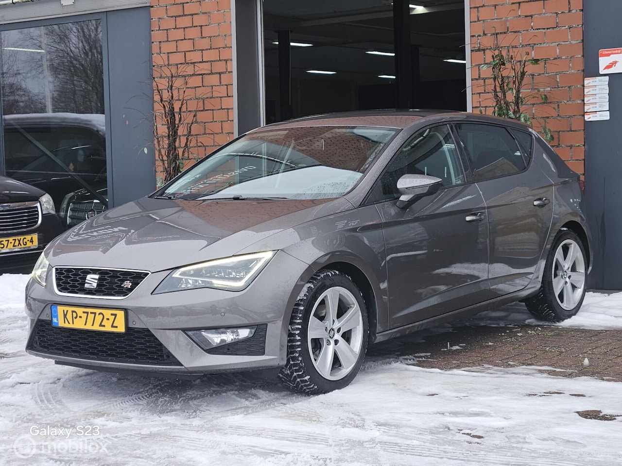 SEAT Leon - 1.4 EcoTSI FR Carplay Navi Clima Cruise Camera - AutoWereld.nl