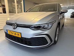 Volkswagen Golf - 1.5 eTSI R-Line Business