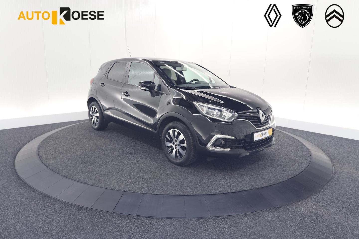 Renault Captur - TCe 90 Limited | Navigatie | Airco | Elektrische Ramen | 16 Inch Lichtmetalen Velgen - AutoWereld.nl
