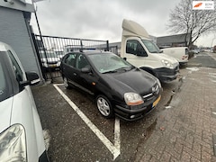 Nissan Almera Tino - 1.8 airco