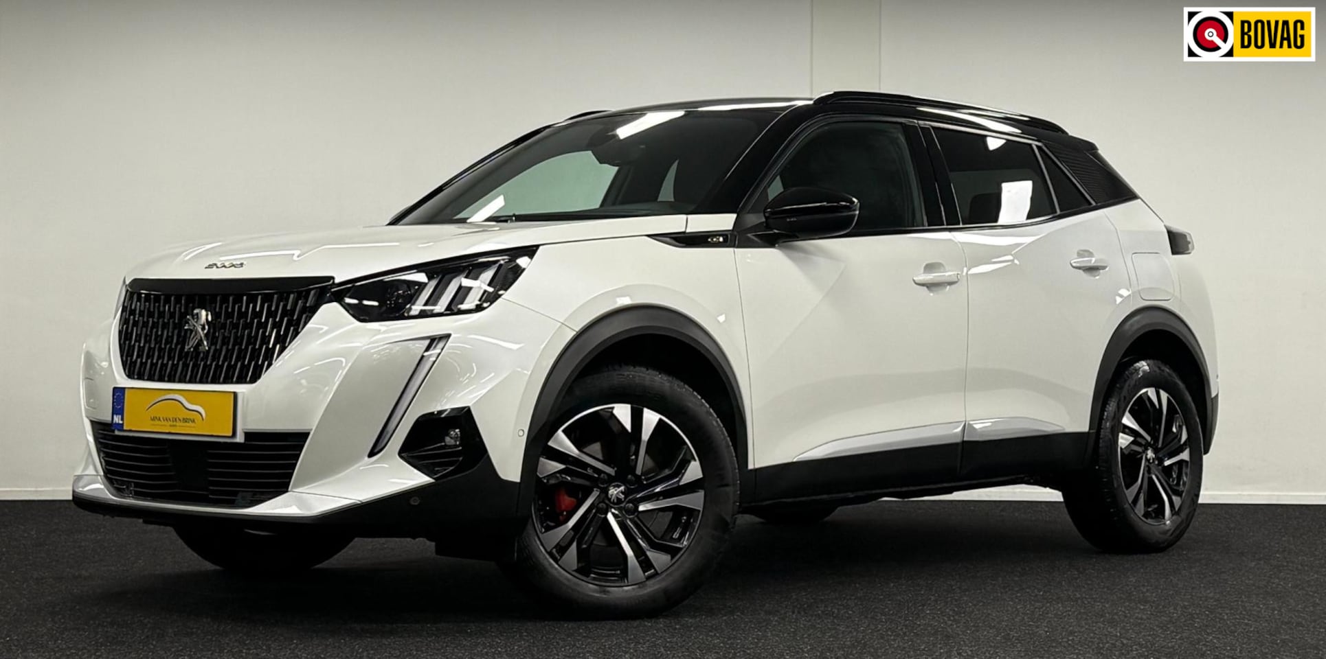 Peugeot 2008 - 1.2 PureTech GT Pack*DigitalDisplay*Navi*Camera*Cruiscontrol* - AutoWereld.nl