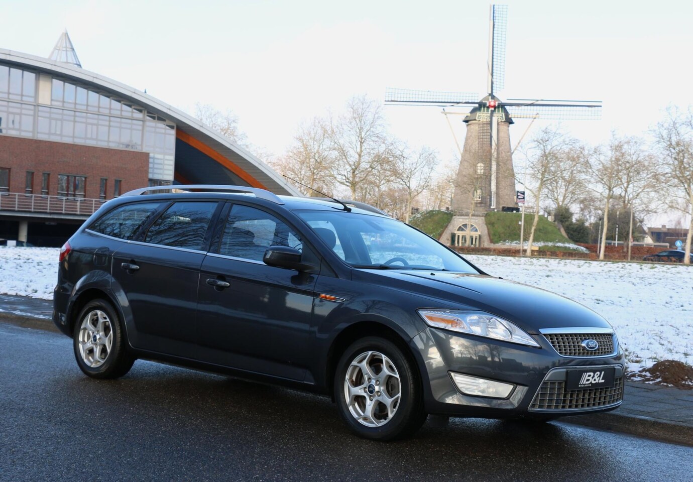 Ford Mondeo Wagon - 2.0-16V 146PK 107kW YoungTimer Airco Trekhaak door inruil verkregen Top Staat - AutoWereld.nl