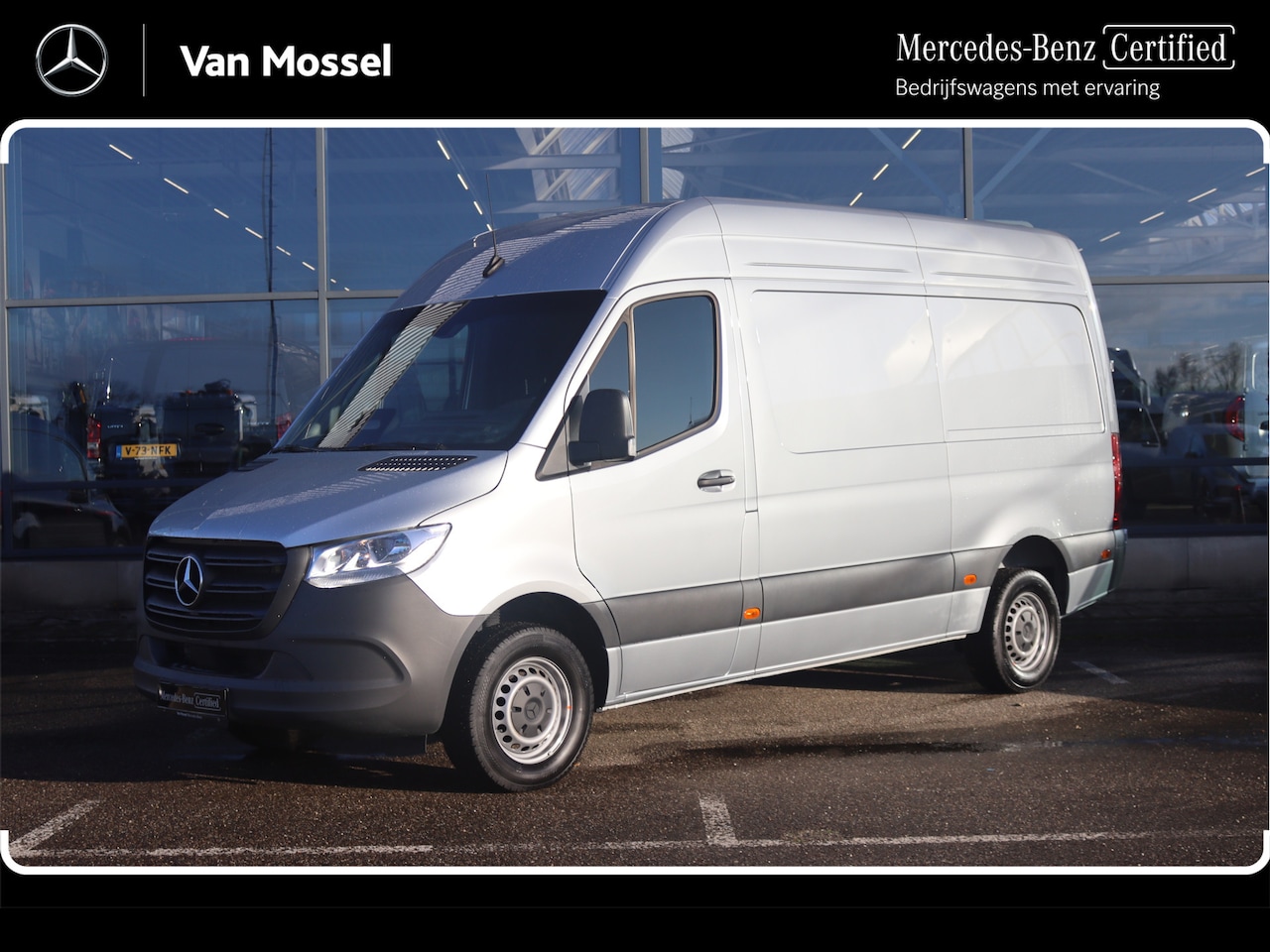 Mercedes-Benz Sprinter - 317 CDI L2H2 Pro | AIRCO/CAMERA/DISTRONIC | Certified - AutoWereld.nl