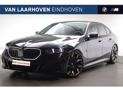 BMW i5 - eDrive40 M Sport Automaat / Panoramadak / Trekhaak / Bowers & Wilkins / Parking Assistant