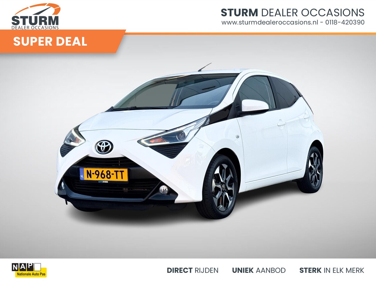 Toyota Aygo - 1.0 VVT-i x-joy NL-Auto, Climate Control! - AutoWereld.nl