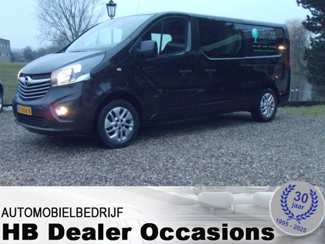 Opel Vivaro - 1.6 CDTI L2H1 DC Edition EcoFlex - Airco - Navigatie - 6 Bak 1e eigenaar - AutoWereld.nl