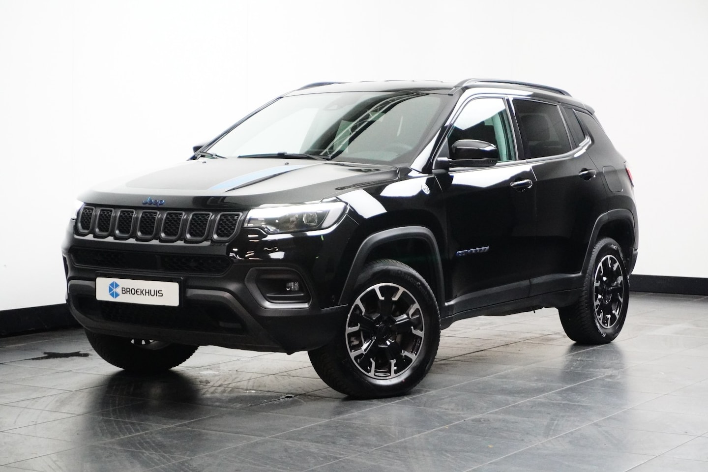 Jeep Compass - 4xe 240 Plug-in Hybrid Electric Trailhawk 4xe 240 Plug-in Hybrid Electric Trailhawk - AutoWereld.nl
