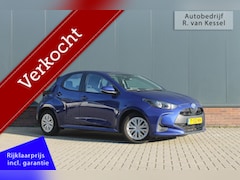 Toyota Yaris - 1.5 Hybrid 115 Active I Allseason banden I 1e Eig. I NL-auto