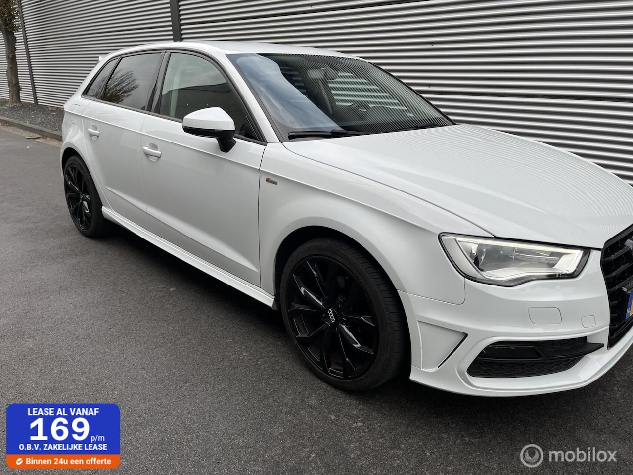 Audi A3 Sportback - 1.2 TFSI S-line Sport - AutoWereld.nl