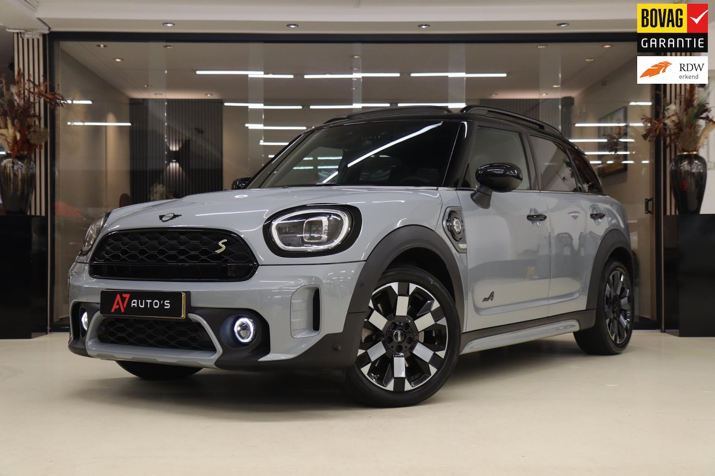 MINI Countryman - Mini 1.5 Cooper S E ALL4 Untamed Edition NAP/PANO/H-K/CARPLAY/VOL - AutoWereld.nl