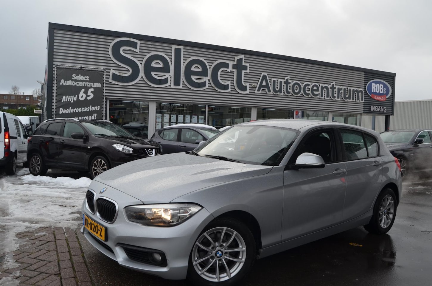 BMW 1-serie - 116i Executive|NAVI|STOELVERW.|SPORTVELGEN|PARKEERSENSOREN|6 VERSN. - AutoWereld.nl