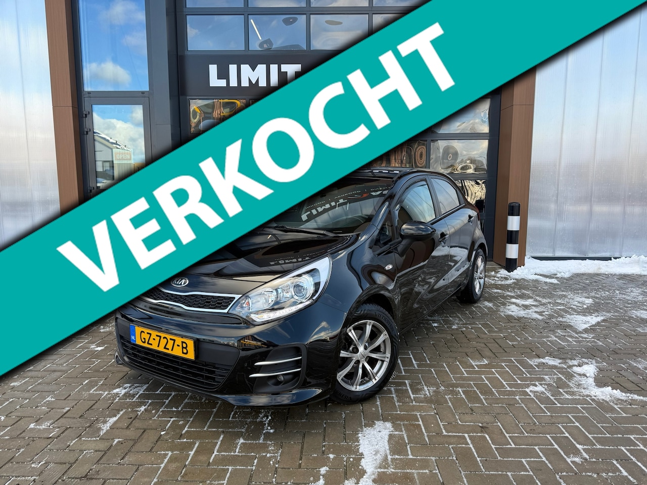 Kia Rio - 1.2 CVVT DynamicLine Airco/Navi/Camera/Nw.koppeling/Cruise/Lmv/Nap/Apk - AutoWereld.nl