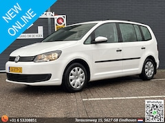 Volkswagen Touran - 1.6 TDI Trendline BlueMotion DSG Automaat | Airco | Cruise | Navi | Trekhaak |