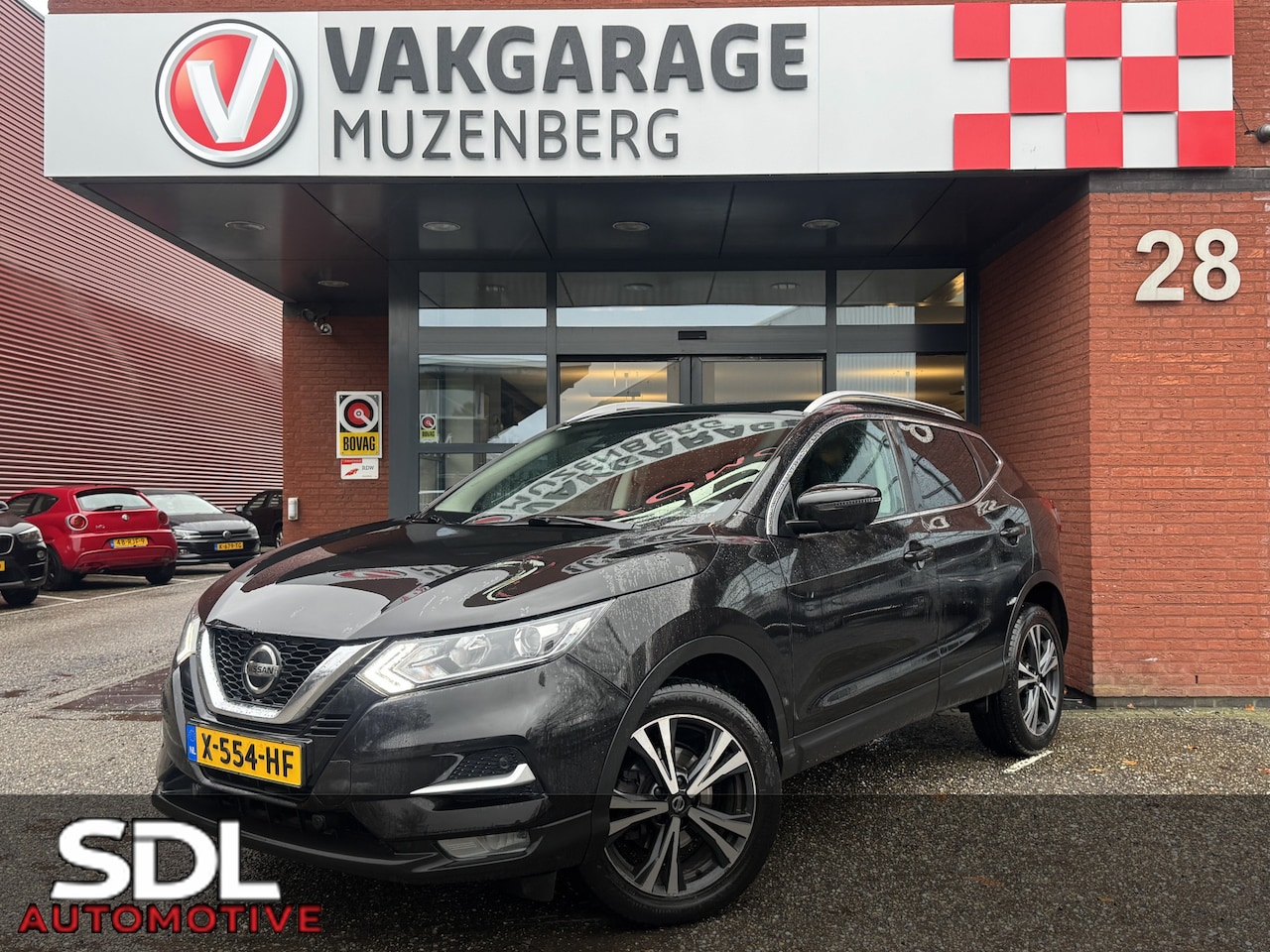 Nissan Qashqai - 1.3 DIG-T Design Edition // NAVI // CAMERA // PANO DAK // KEY LESS // STOELVERWARMING // - AutoWereld.nl