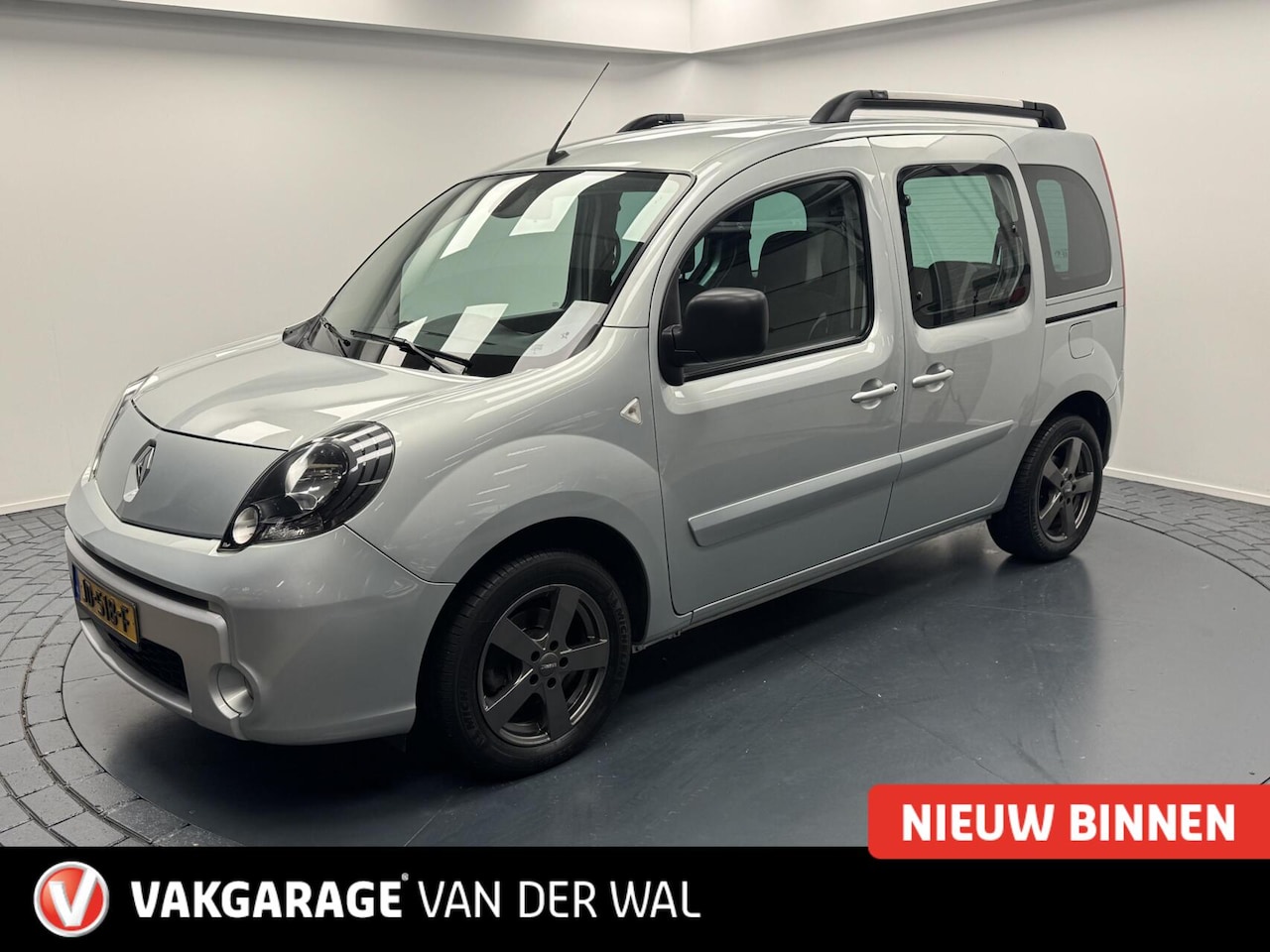 Renault Kangoo Family - 1.6i-16V Navigatie-Cr.contr-Clima-Trekhaak-Lm 16"velgen - AutoWereld.nl