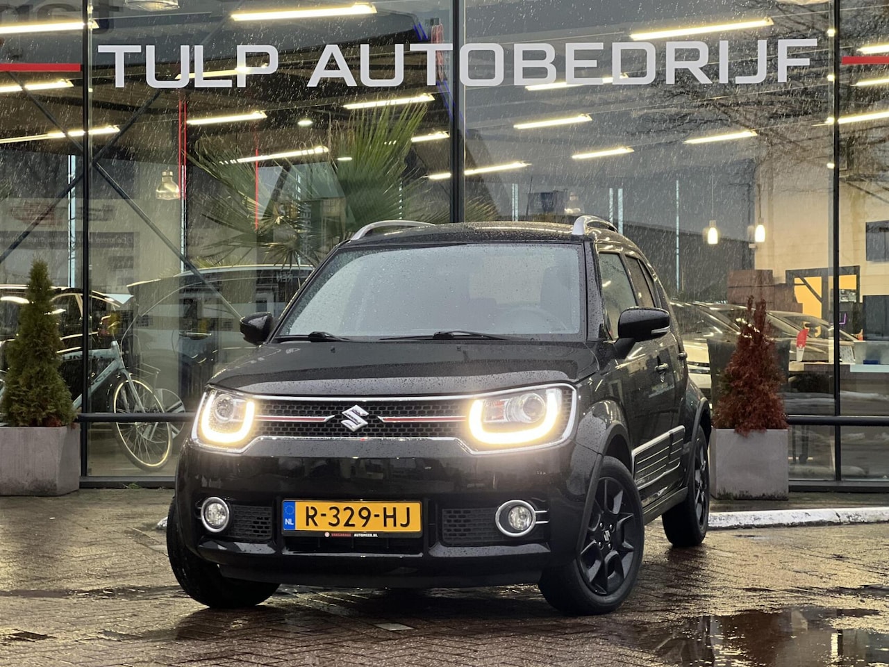 Suzuki Ignis - 1.2 Stijl Automaat Airco Clima Bluetooth Cruise - AutoWereld.nl