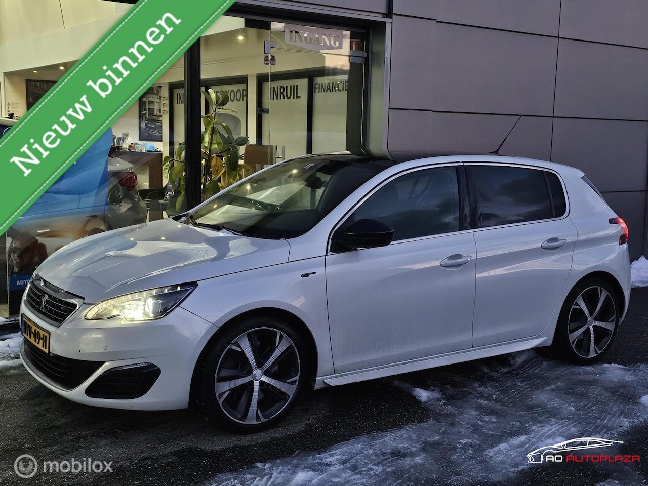 Peugeot 308 - 2.0 BlueHDi GT 180 Automaat Panorama/Keyless/Euro 6 - AutoWereld.nl