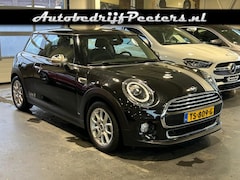 MINI One - 1.5 Automaat LED Navi Carplay Cruise PDC NL-auto