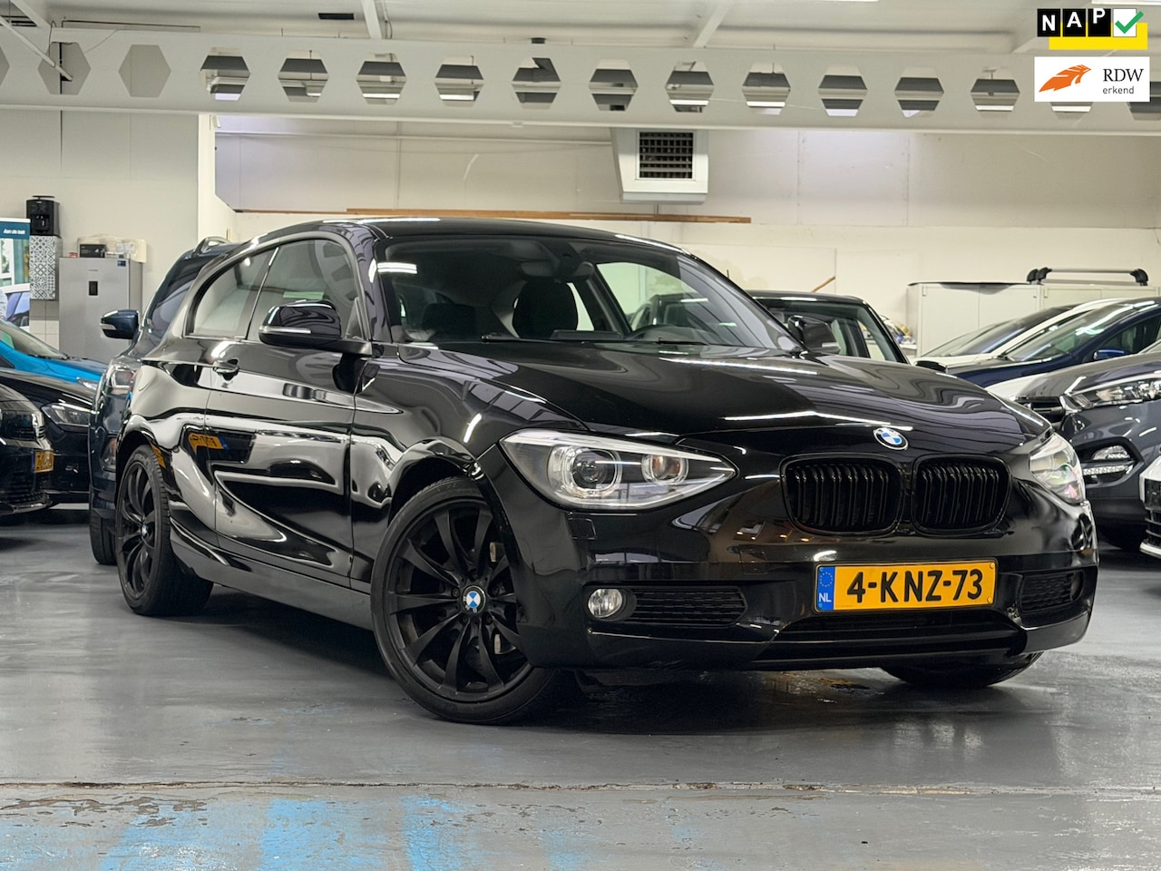 BMW 1-serie - 114i EDE Business Nap Navi - AutoWereld.nl