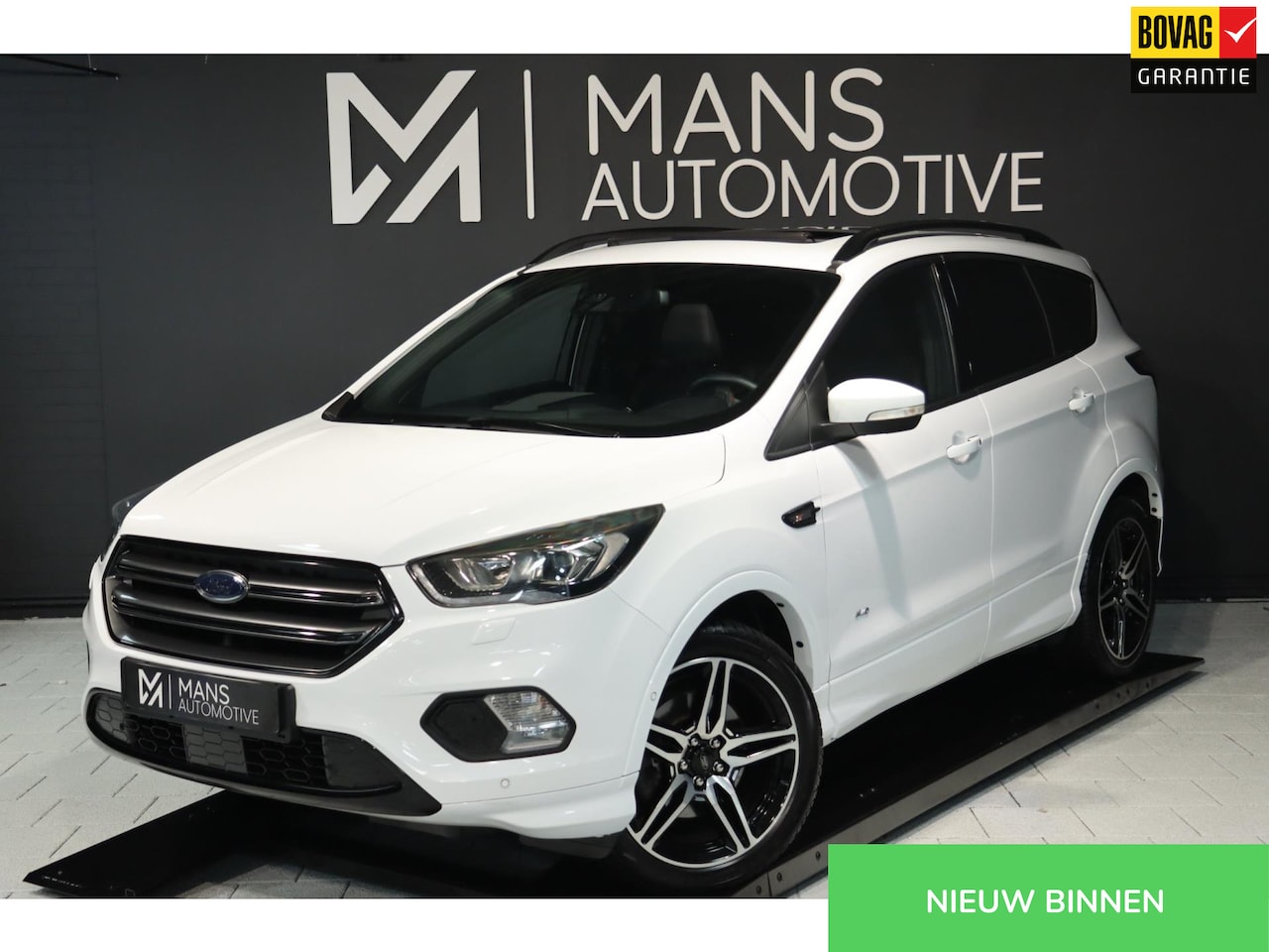 Ford Kuga - 1.5 EcoBoost ST Line / PANODAK / KEYLESS / CAMERA / CARPLAY / STOEL+STUURVERW - AutoWereld.nl