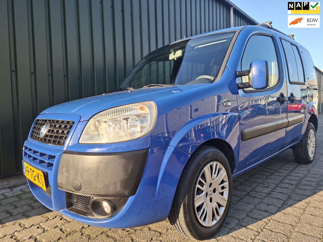 Fiat Doblò - 1.4 Family Plus 5 pers met Nieuwe APK - AutoWereld.nl