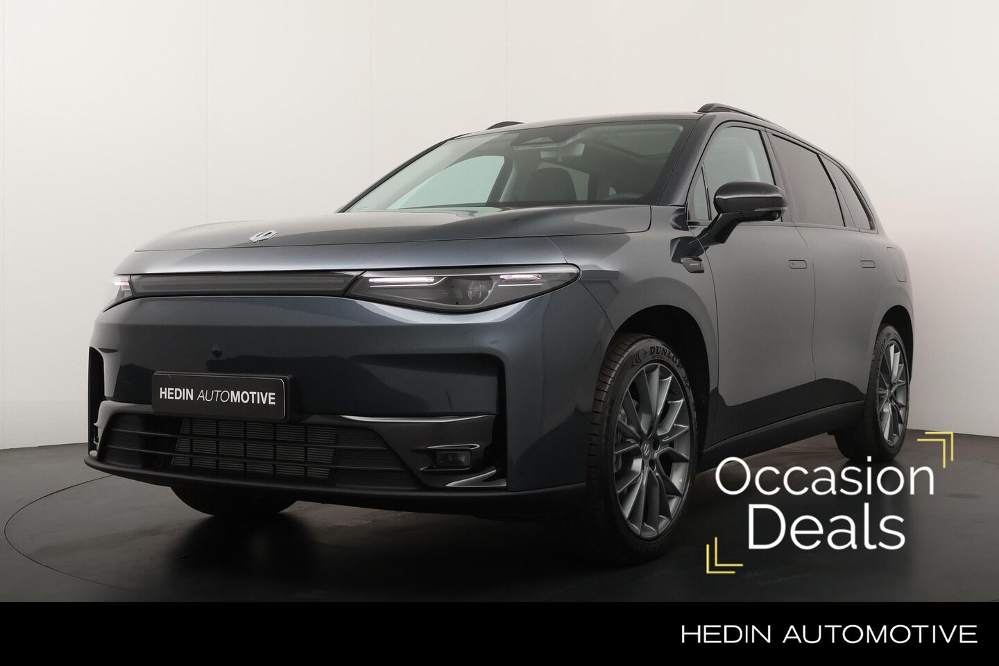 Leapmotor C10 - REEV Design 28.4 kWh 215pk | Navigatie | Camera | Adap. cruise control | Panoramadak | Lic - AutoWereld.nl