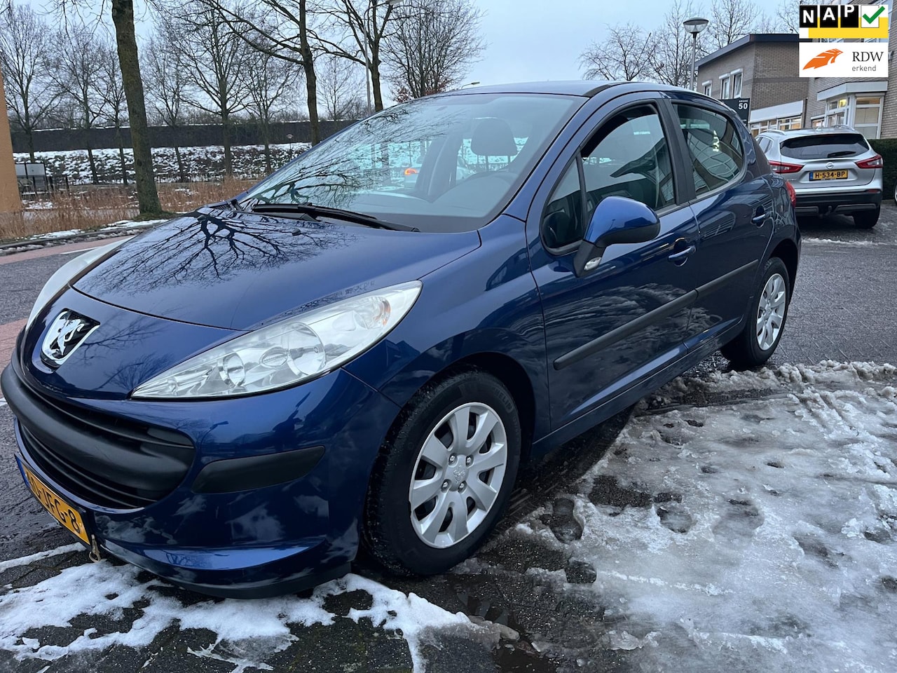 Peugeot 207 - 1.4-16V X-line automaat 5 DEURS - AutoWereld.nl