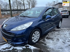 Peugeot 207 - 1.4-16V X-line automaat 5 DEURS