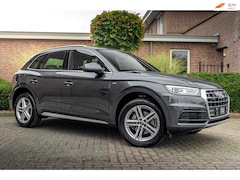Audi Q5 - 2.0 TFSI Quattro Sport S Line Edition 252 PK Aut. Pano Stoelverwarming Xenon 19''