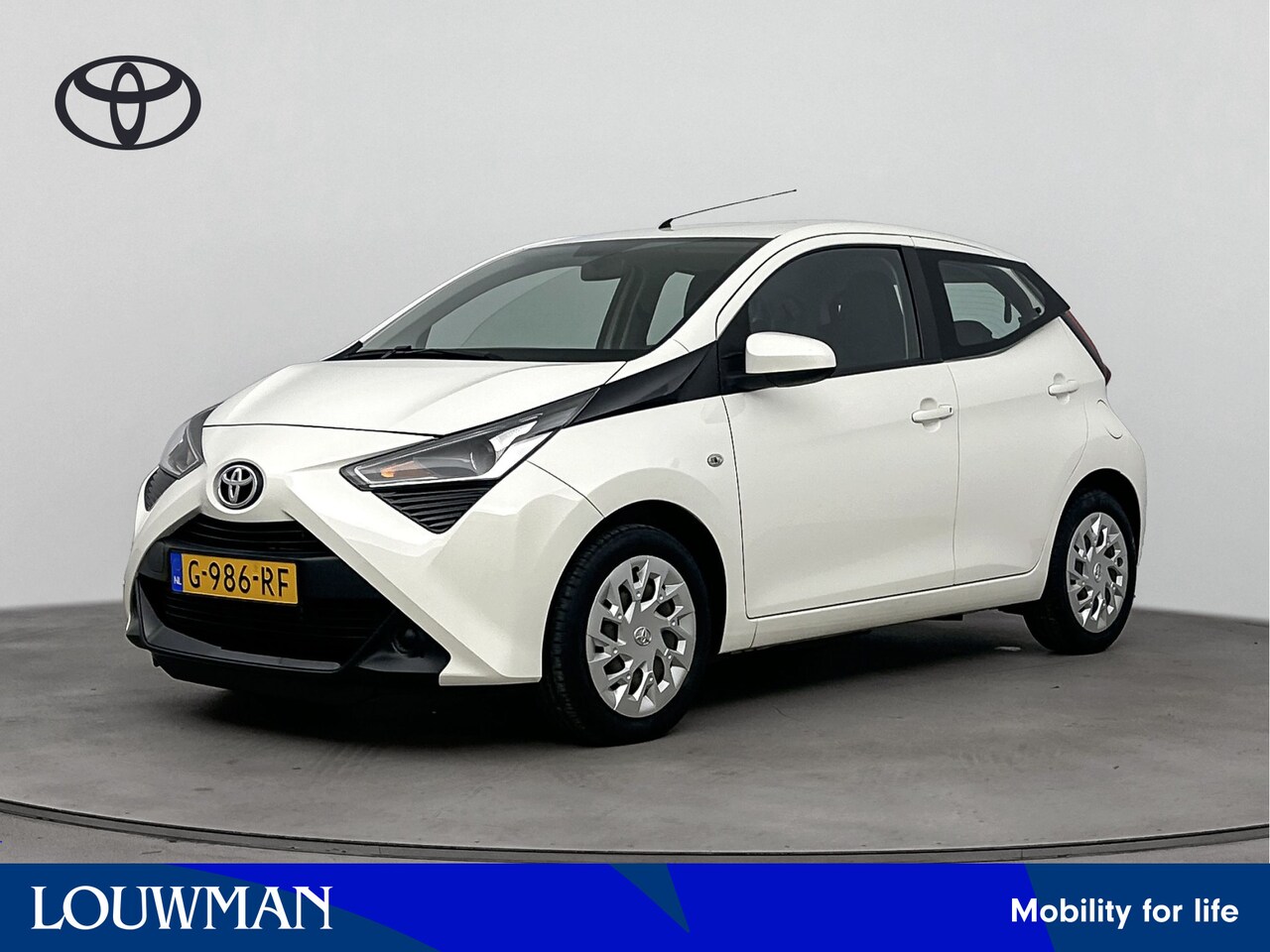 Toyota Aygo - 1.0 VVT-i x-play limited | Applecarplay | airco | - AutoWereld.nl