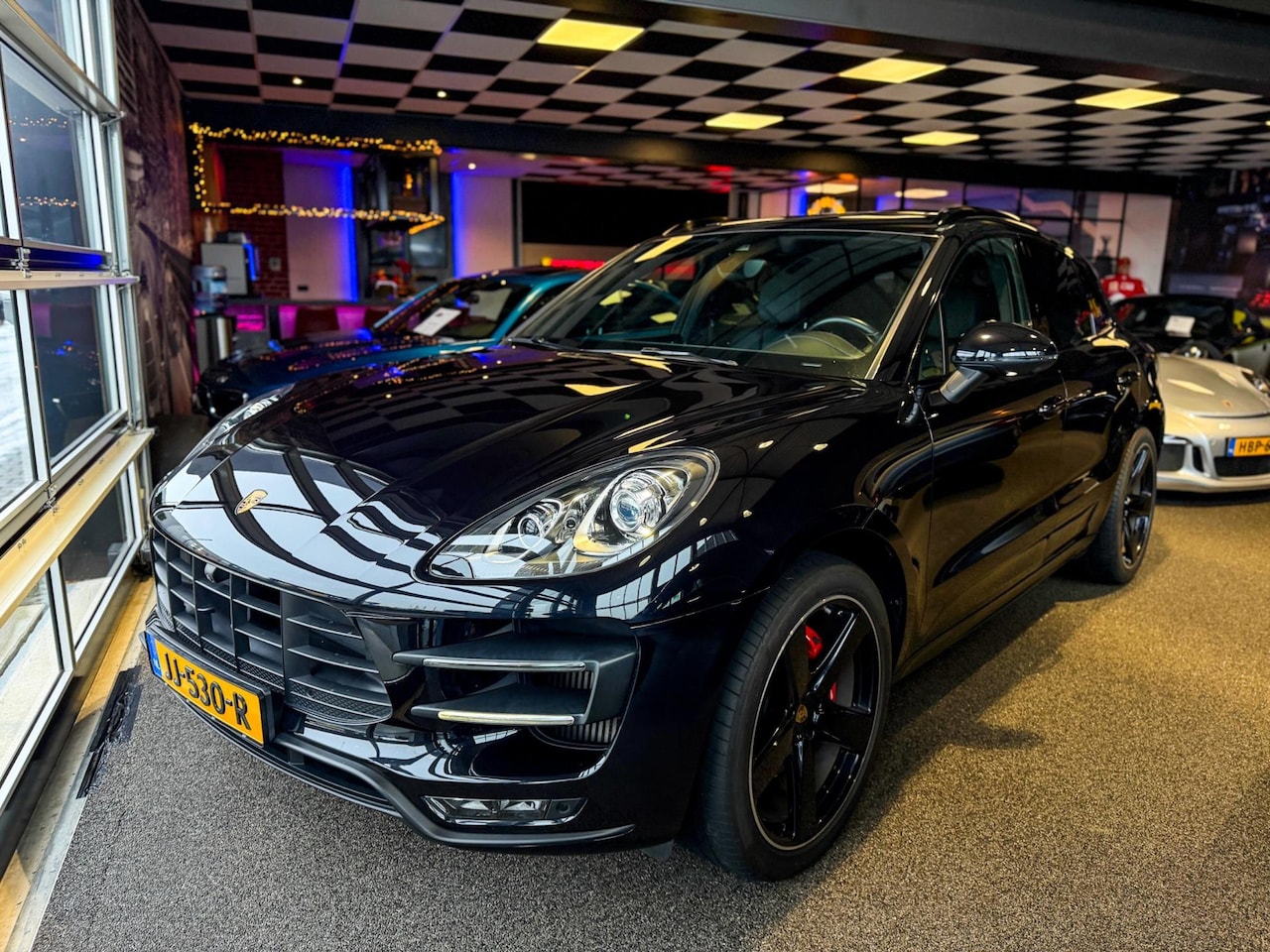 Porsche Macan - 3.6 Turbo 3.6 Turbo, 400 PK, Pano, 18-wegs, Sportuitlaat, Luchtvering! - AutoWereld.nl