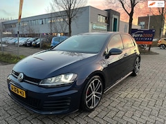 Volkswagen Golf - 2.0 TDI GTD - LED - CAMERA - NAVIGATIE