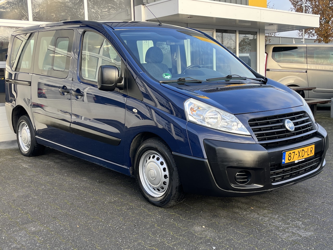 Fiat Scudo Combinato - 9-persoons 1.6 MultiJet BTW vrij Stuurbekrachtiging | Groepsvervoer Passenger Kombi Combi - AutoWereld.nl