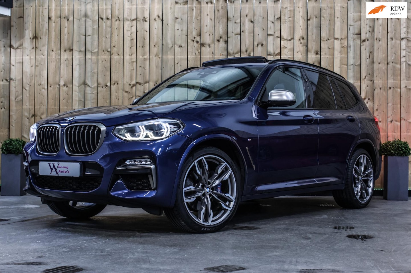 BMW X3 - M40i xDrive *Pano*H/K*Camera*Leder*Trekhaak* - AutoWereld.nl