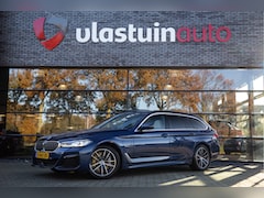 BMW 5-serie Touring - 530e xDrive High Executive M-Sport , Vierwielsturing Panoramadak, Adap. cruise, Trekhaak,