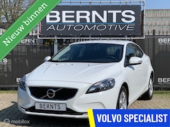 Volvo V40 - 2.0 T3|Navigatie|Stoelverwarming| Parkeersensoren