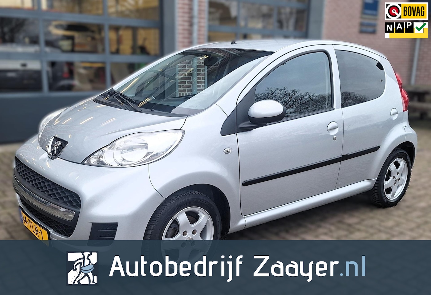 Peugeot 107 - 1.0-12V Black & Silver - AutoWereld.nl