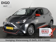 Toyota Aygo - 1.0 VVT-i X-PLAY AUTOMAAT GARANTIE TOT 10-2031 BIJNA 2022. APPLE CARPLAY & ANDROID AUTO .