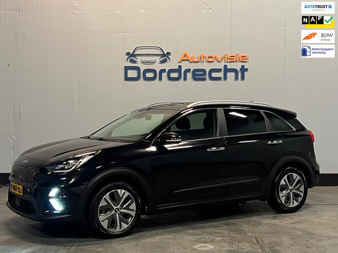 Kia e-Niro - ExecutiveLine 64 kWh|Soh 100%|Fase 3|1e Eig|Adap Cruise|JBL|Memory|Camera|LED - AutoWereld.nl