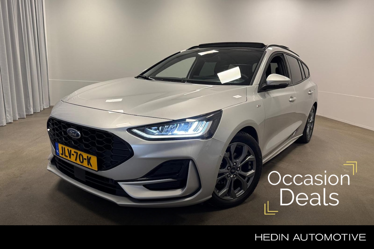 Ford Focus Wagon - 1.0 EcoBoost Hybrid ST Line X | Trekhaak | Pano | Adaptive Cruise | BLIS | Winter Pack - AutoWereld.nl